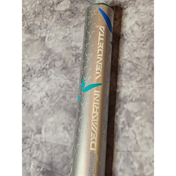 Demarini Vendetta VCF-19 Fastpitch Softball Bat 32/20 oz C6 Composite -12 drop - Picture 10 of 14
